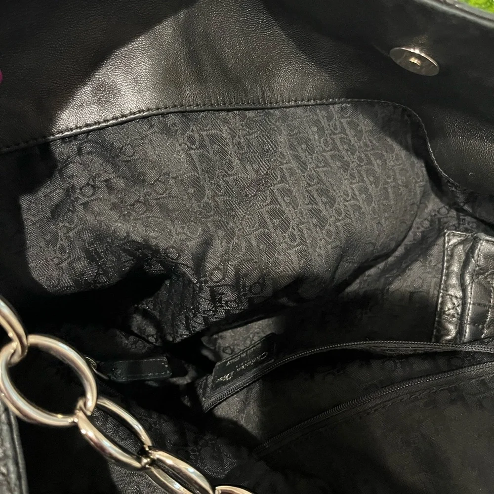 ~~~~ 100% Authentic Christian Dior Black Quilted Shoulder Bag~~~~ - Picture 5 of 11